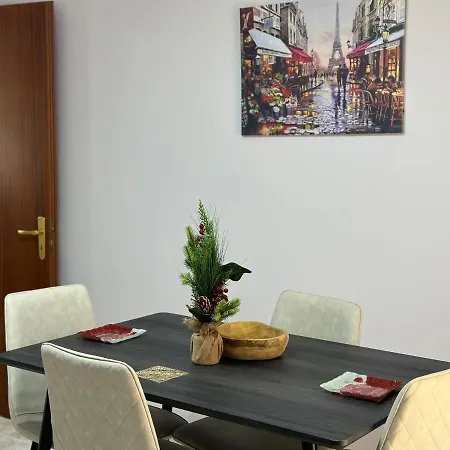 Cozy And Spacios In Ish Blloku Tirana