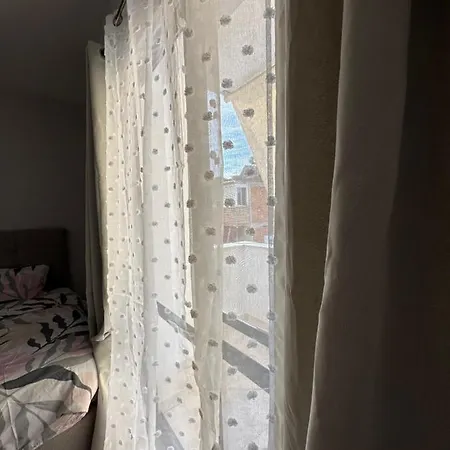 Cozy And Spacios In Ish Blloku