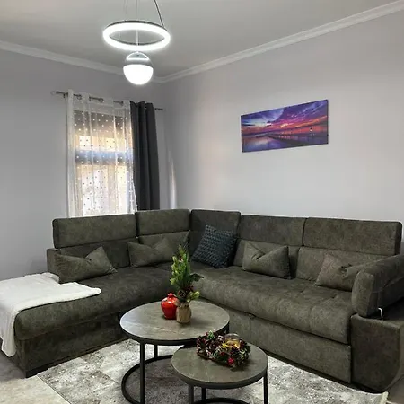 Cozy And Spacios In Ish Blloku Apartment *